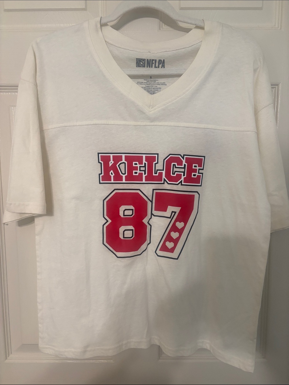 NFLPA Cream Woman’s Kelce 87 Graphic Tee NWOT